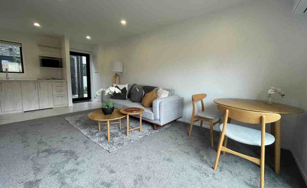 Te Atatu Peninsula, 17/10 Fathom Place - Photo 1