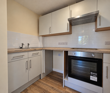 2 bedroom flat to rent - Photo 5
