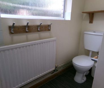 4 bedroom house to rent - Photo 4