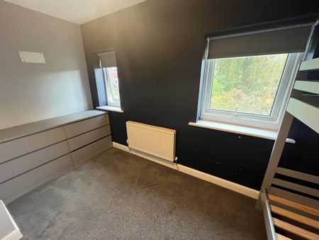 2 bedroom semi-detached house to rent - Photo 4