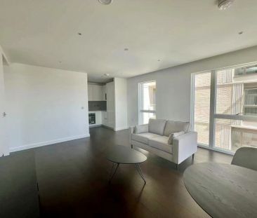 Lanchester Way, London - Photo 1