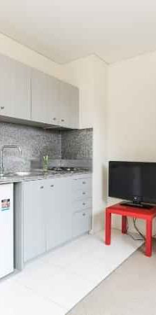 Studio Apartment - Photo 1