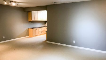 4 Bedroom House For Rent In Blackmud Creek: Dog Friendly - Photo 4