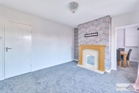 3 bedroom semi-detached house to rent - Photo 2