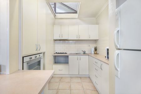 3/126 Henderson Road, Queanbeyan - Photo 5