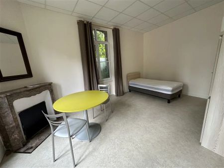 Location appartement 1 pièce - 25m² à Saint-georges-des-grosei (61100) - Photo 4