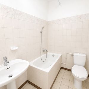 Location Appartement 2 pièces 34m² PONT A MOUSSON 54700 - Photo 2
