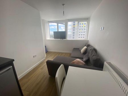 2 bedroom apartment to rent - Photo 4