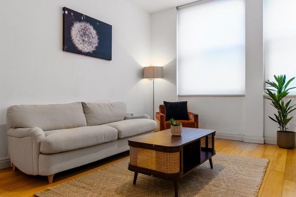 2 bedroom apartment to rent - Photo 1