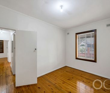 Open the Door To Family Living - Photo 3