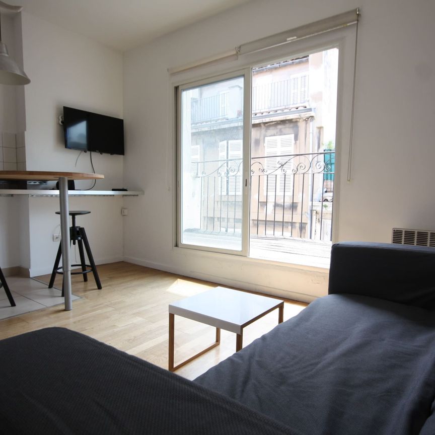 Location Appartement 2 pièces 25m² MARSEILLE 6ème - Photo 1