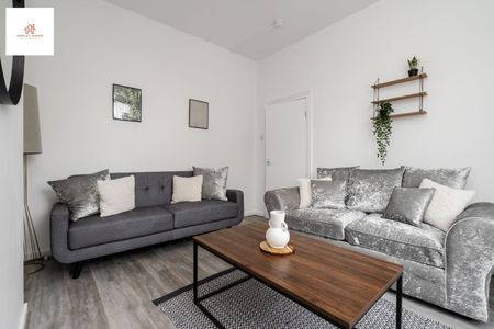 4 Bed Semi-Detached House, Bank Rd, L7 - Photo 5