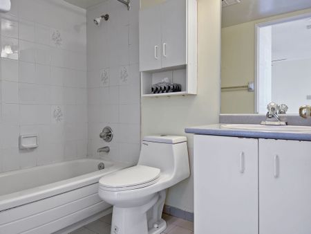 For Lease - 700 Constellation Drive Unit# 1507, Mississauga, Ontario - Photo 2