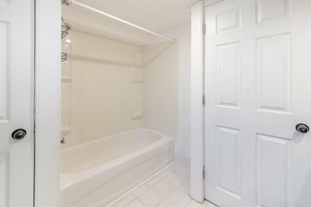 For Lease - 89 Shier Drive Unit# 2, Toronto, Ontario - Photo 2
