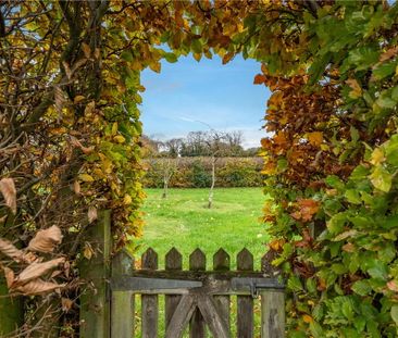 A stunning 4/5 bedroom house with versatile interior and well maint... - Photo 5