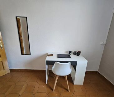 Carrer de Jaca, Valencia, Valencian Community 46010 - Photo 2