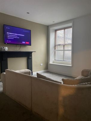 1 bed house share to rent in Manchester Road, Burnley, BB11 - Photo 1