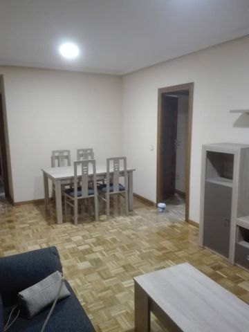 Piso de alquiler en Carmelitas - Photo 2