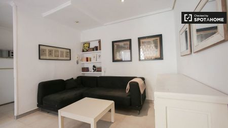 valencia, Valencian Community 46011 - Photo 3