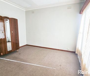 4-Bedroom Home in Good Location! - Photo 3