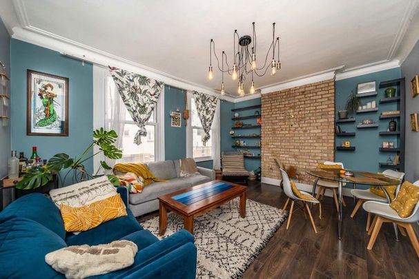 2 bedroom flat to rent - Photo 1