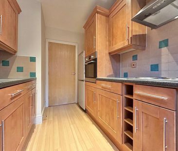2 bedroom flat to rent - Photo 6