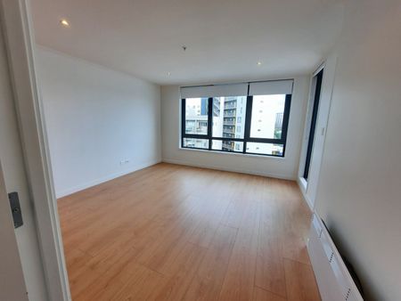 Spacious One Bedroom in SugarTree - Photo 5