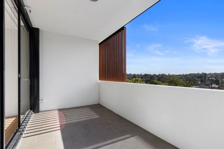 Luxury Apartment in Prime Location - Photo 2