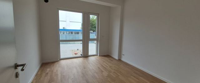 Erstbezug nach Sanierung - Schicke 2-Zimmer mit Balkon, EBK u. Fußbodenheizung - Foto 1