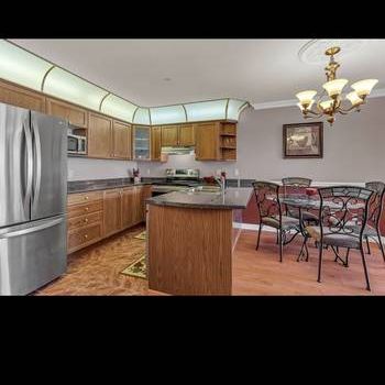 2 bedroom waterfront apartment Harrison Hotsprings - Photo 3