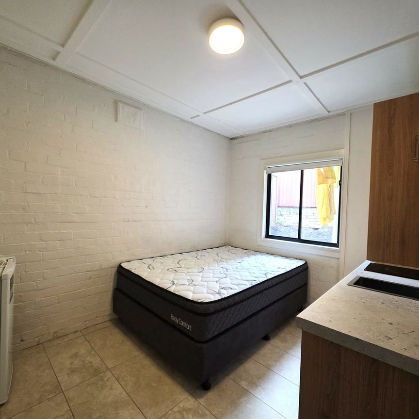 Fully Furnished Studio in the Heart of Petersham - Photo 1