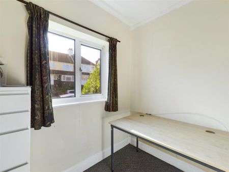 Bevendean Crescent, Brighton - Photo 4