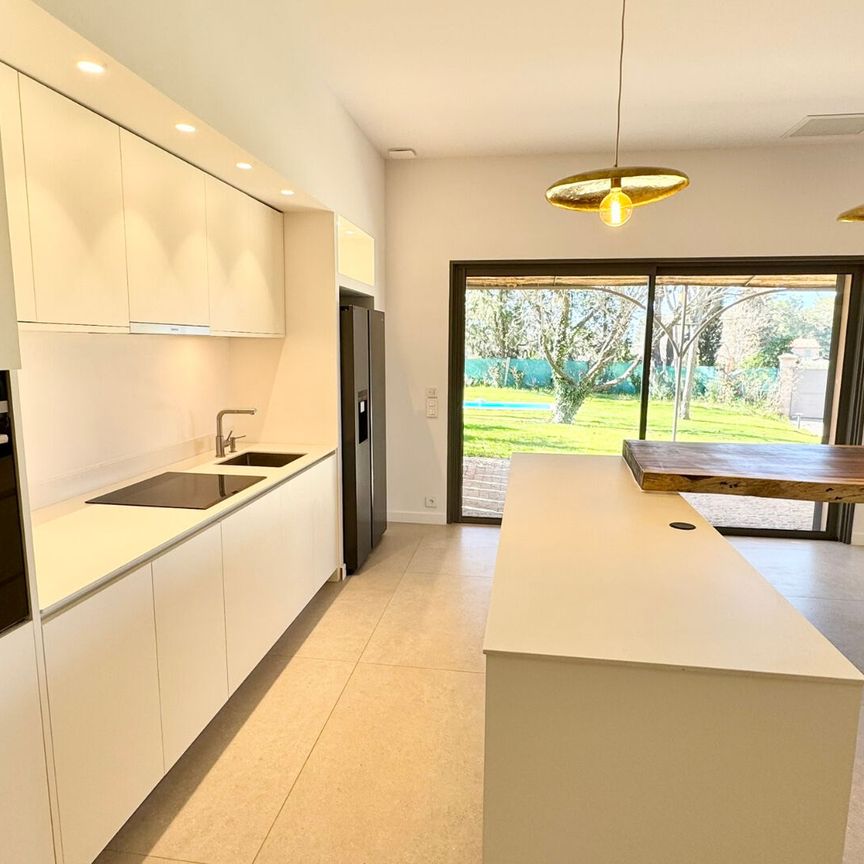 LUYNES VILLA NEUVE 130M² PISCINE IBS BLAQUE - Photo 1