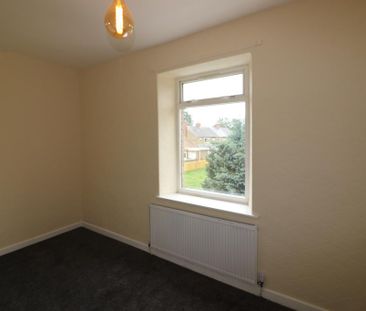 2 bedroom semi-detached house to rent - Photo 6