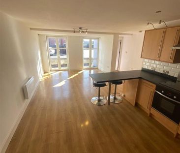 1 bedroom flat to rent - Photo 4