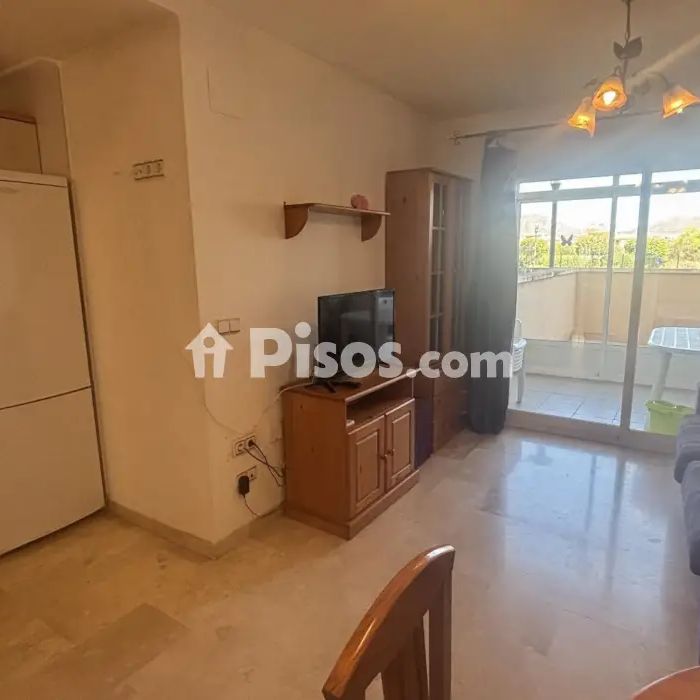 Apartamento en alquiler en Avenida de la Sierra de los Villares, 75 - Photo 1