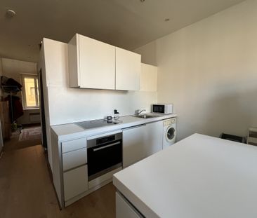 APPARTEMENT T2 - MEUBLE - 52,12 m2 - 26 PLACE DES MAISONS NEUVES 69... - Photo 5