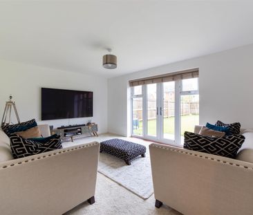 4 bed detached house to rent in Speckledwood Way, Great Park, NE13 - Photo 2