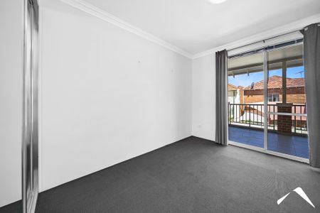 8/52 Third Avenue, MOUNT LAWLEY WA 6050 - Photo 3