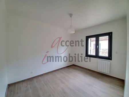 Noves : Appartement T4 avec 3 chambres, résidence avec parking, - Photo 4