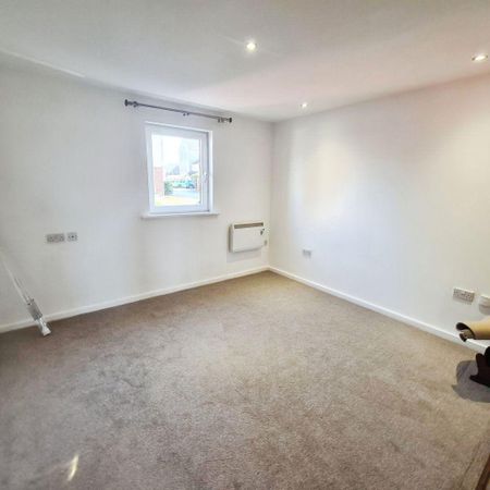 2 bedroom flat to rent - Photo 4
