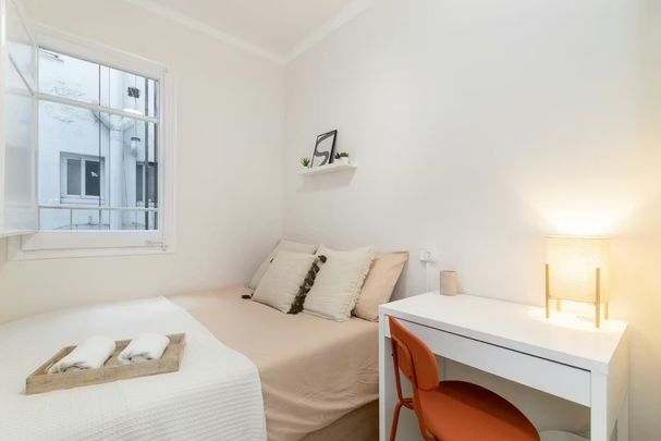 Carrer de Llinars del Vallès, Barcelona, Catalonia 08030 - Photo 1