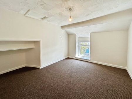 High Street, Caeharris, MERTHYR TYDFIL - Photo 5