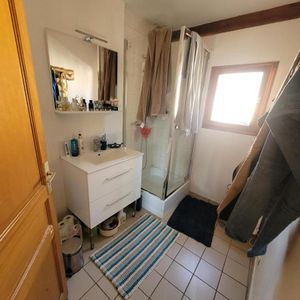 PONT DE L'ARCHE - Appartement T2 - Photo 2