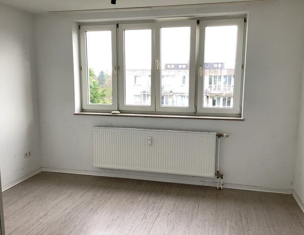 Attraktive 3 Zimmer-Wohnung mit Wintergarten / Baumheide / WBS - Photo 1