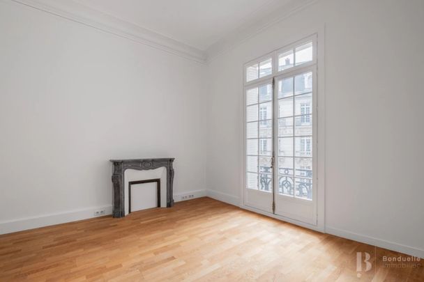 Tout savoir sur cet appartement dans le quartier Hoche-Friedland, à Paris 8ème - Photo 1