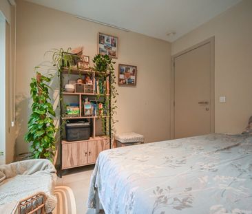 Aantrekkelijk en energiezuinig appartement in hartje Izegem - Photo 5