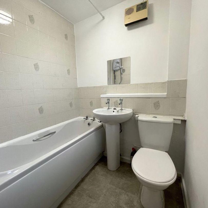 2 bedroom detached house to rent - Photo 1