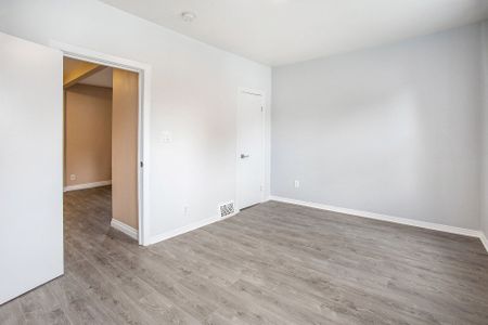 For Lease - 256 Park Park Unit# 2, Vanier and Kingsview Park, Ontario - Photo 5