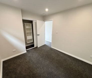 Brand New 4 Bedroom Home with Ensuite and Internal Access Parking - Photo 4